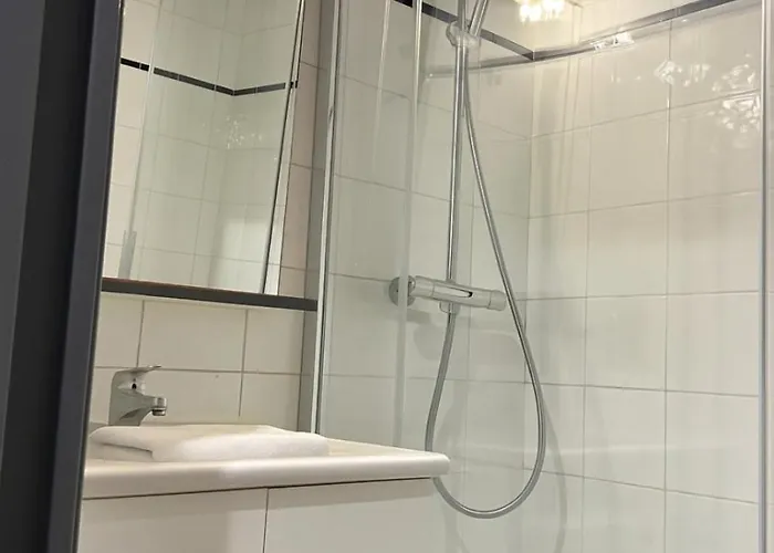 Cosy Nest Near Center Apartamento *