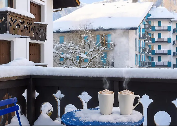 Cosy Nest Near Center Apartment